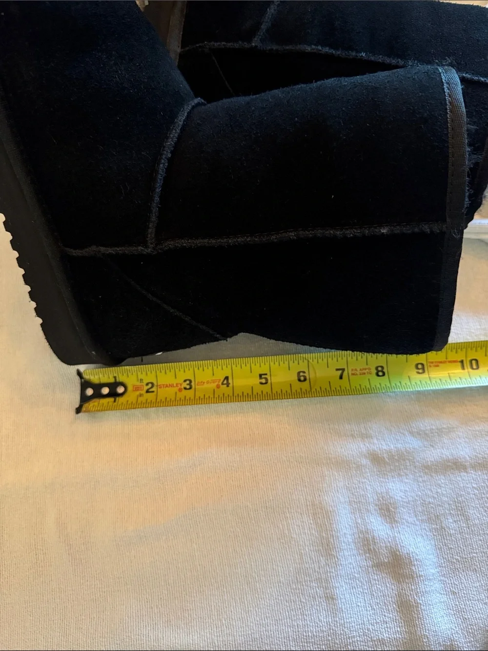 Koolaburra by Ugg Black Suede Shearling-Lined Mid-Calf Boots - Like New - Size 8